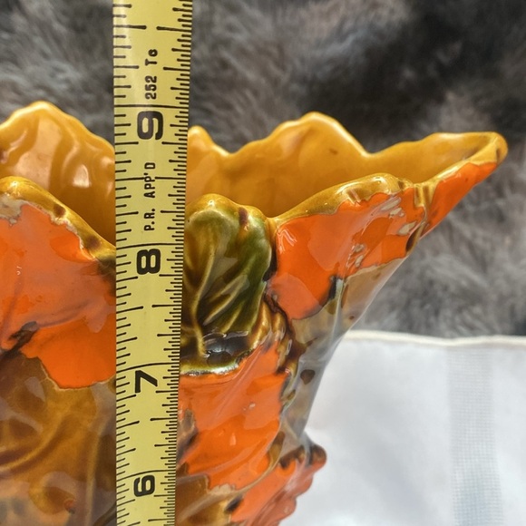 Fall Giftcraft Vintage Vase Japan 
Footed - Picture 14 of 16